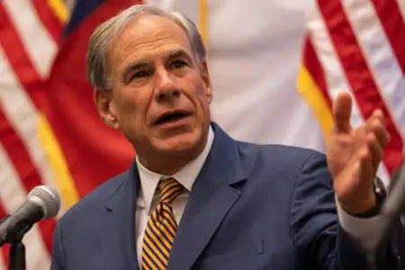 Gov. Abbott blasts Supreme Court ruling preserving birthright citizenship