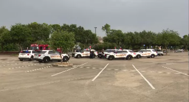 One arrested, one on the run after Katy Freeway chase