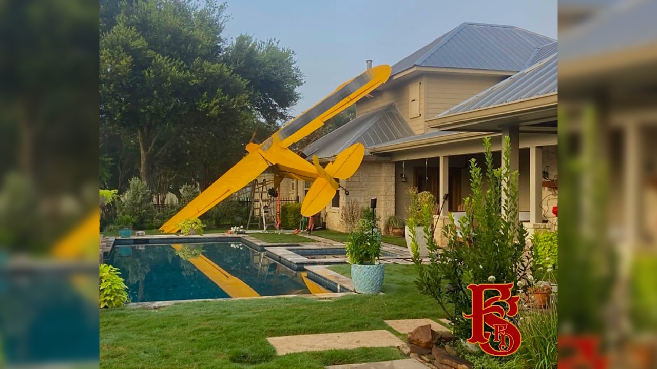 Plane crashes into house near Fulshear